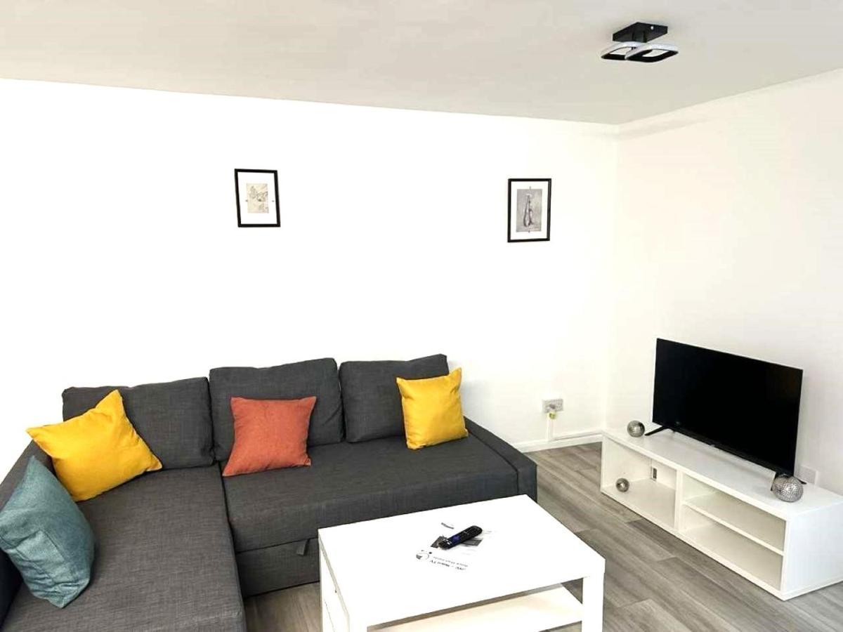 Stylish Apartment At Carlton Grove London Ngoại thất bức ảnh
